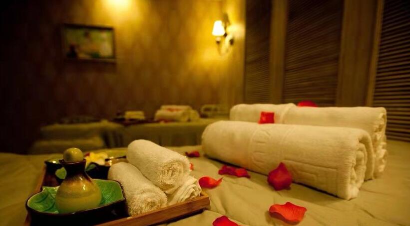 深圳宝安高端水疗spa会馆就这样带着清风月静抚慰了光阴悲喜